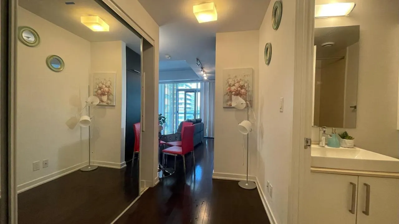 Hotel Comfort Opulence Suites Downtown High Floor Condo With Balcony Toronto Canada